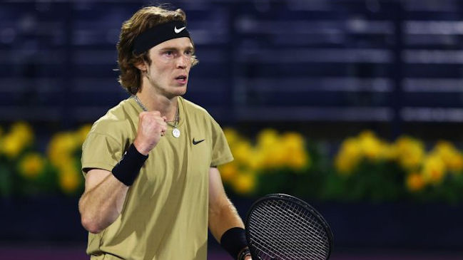 Andrey Rublev se deshizo de Tennys Sandgren y avanzó en el Masters de Miami