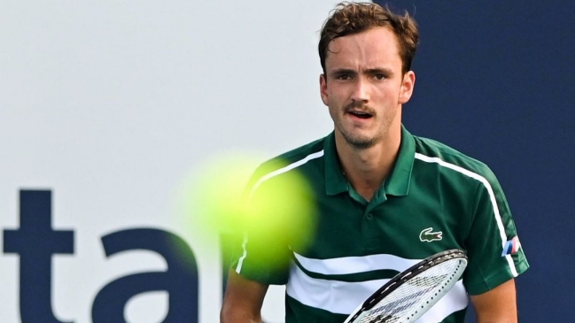 Daniil Medvedev pasó apuros, pero impuso su condición de favorito en Miami