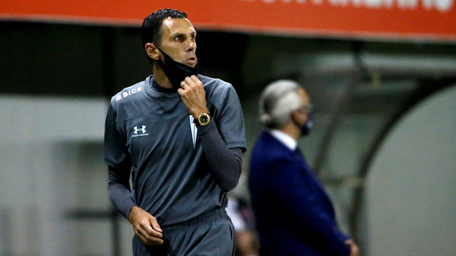 Poyet: La frase de “jugar bien y perder es mejor a jugar mal y ganar” no corre en mi diccionario