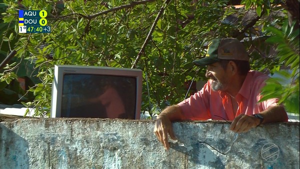 El “VAR improvisado” que llamó la atención en el fútbol regional de Brasil