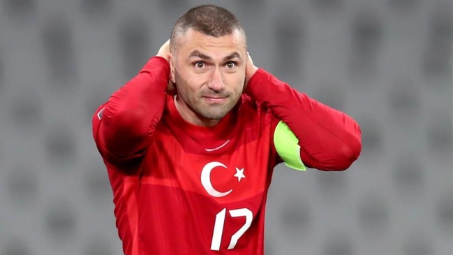 Turquía desperdició una cómoda ventaja ante Letonia y frenó su gran arranque de Clasificatorias