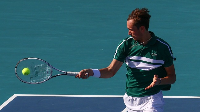 Daniil Medvedev doblegó a un luchador Frances Tiafoe y se instaló en cuartos de final en Miami
