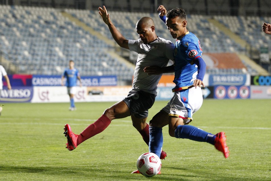 Humberto Suazo y Matías Fernández tuvieron un triste reencuentro en caída de La Serena con Audax