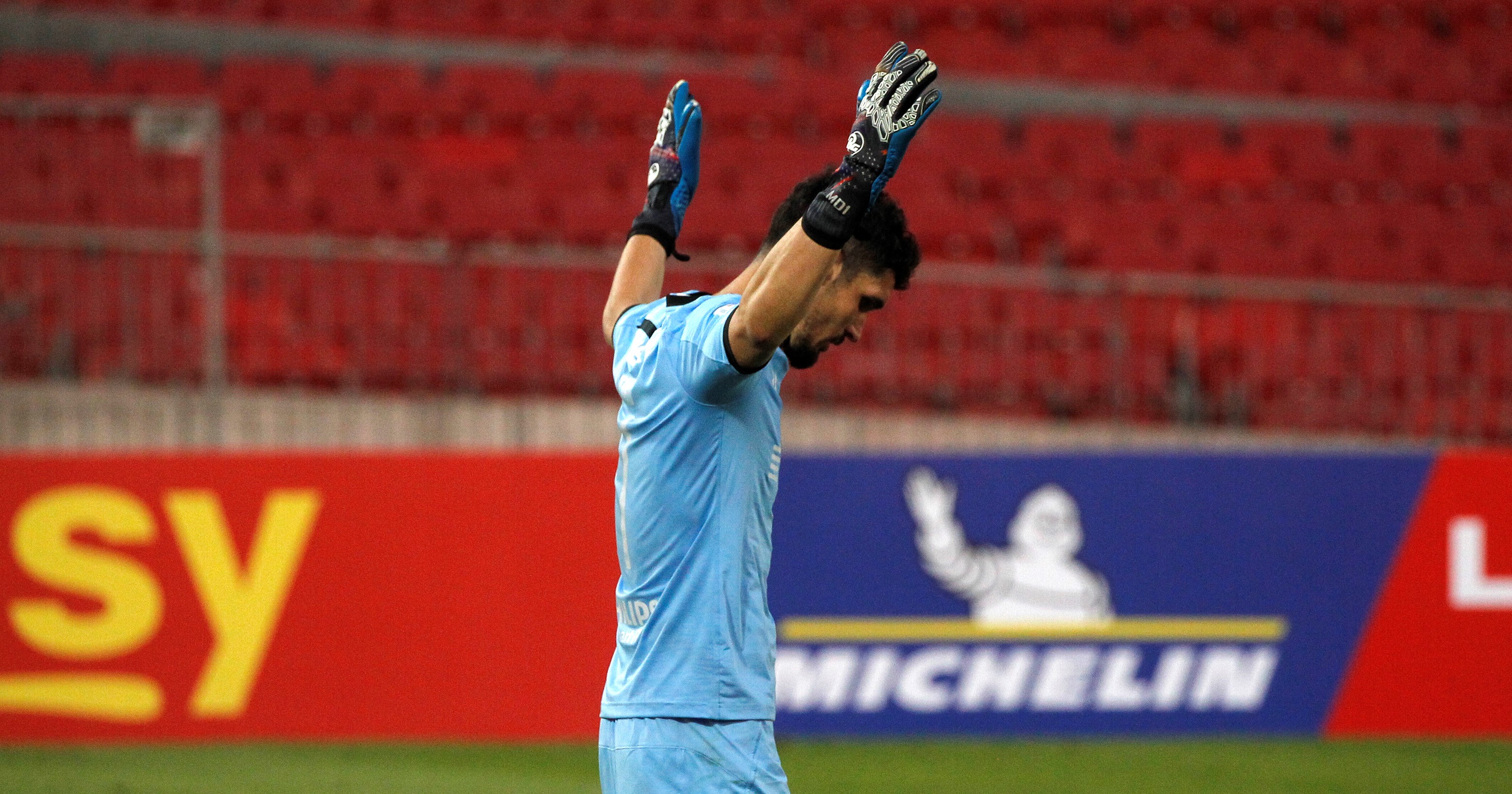 La linda sorpresa de Matías Dituro a una pequeña hincha de la UC en su cumpleaños