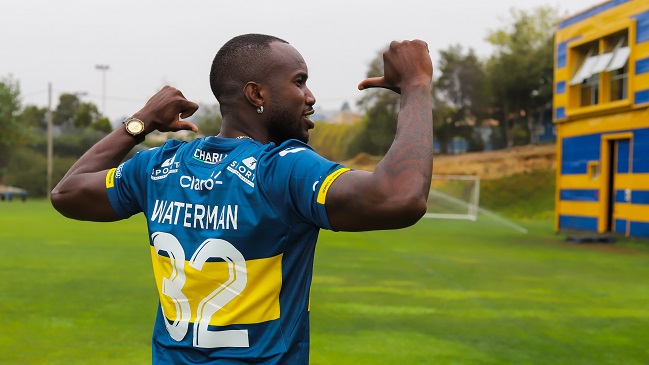 Cecilio Waterman: Alcancé a hablar con Gustavo Quinteros, parecía todo encaminado