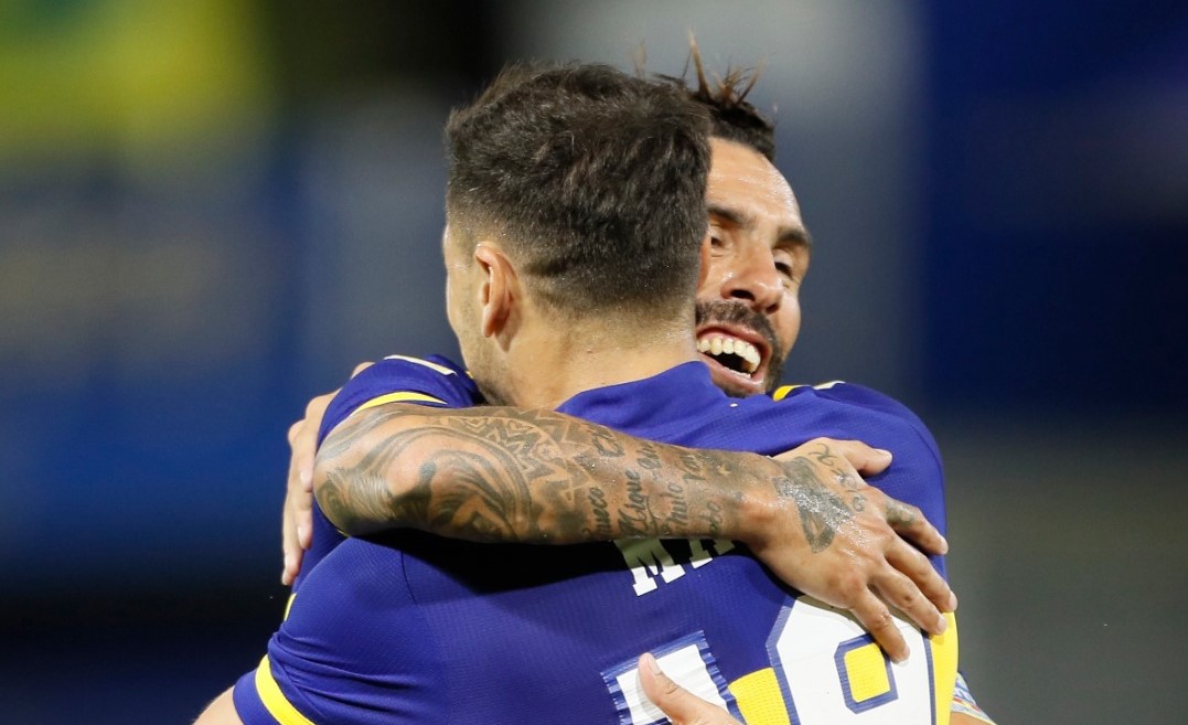Boca Juniors remontó ante Defensa y Justicia con goles de Carlos Tévez y Mauro Zárate