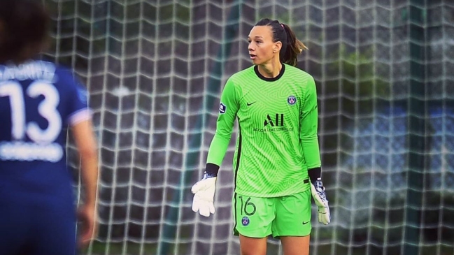 Christiane Endler vio acción en aplastante goleada de PSG en la liga francesa