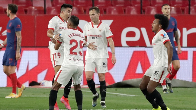 Sevilla logró un triunfazo y doblegó al líder Atlético de Madrid en la liga española