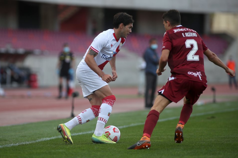 Sebastián Leyton brilló con doblete en victoria de La Serena sobre Curicó en La Portada