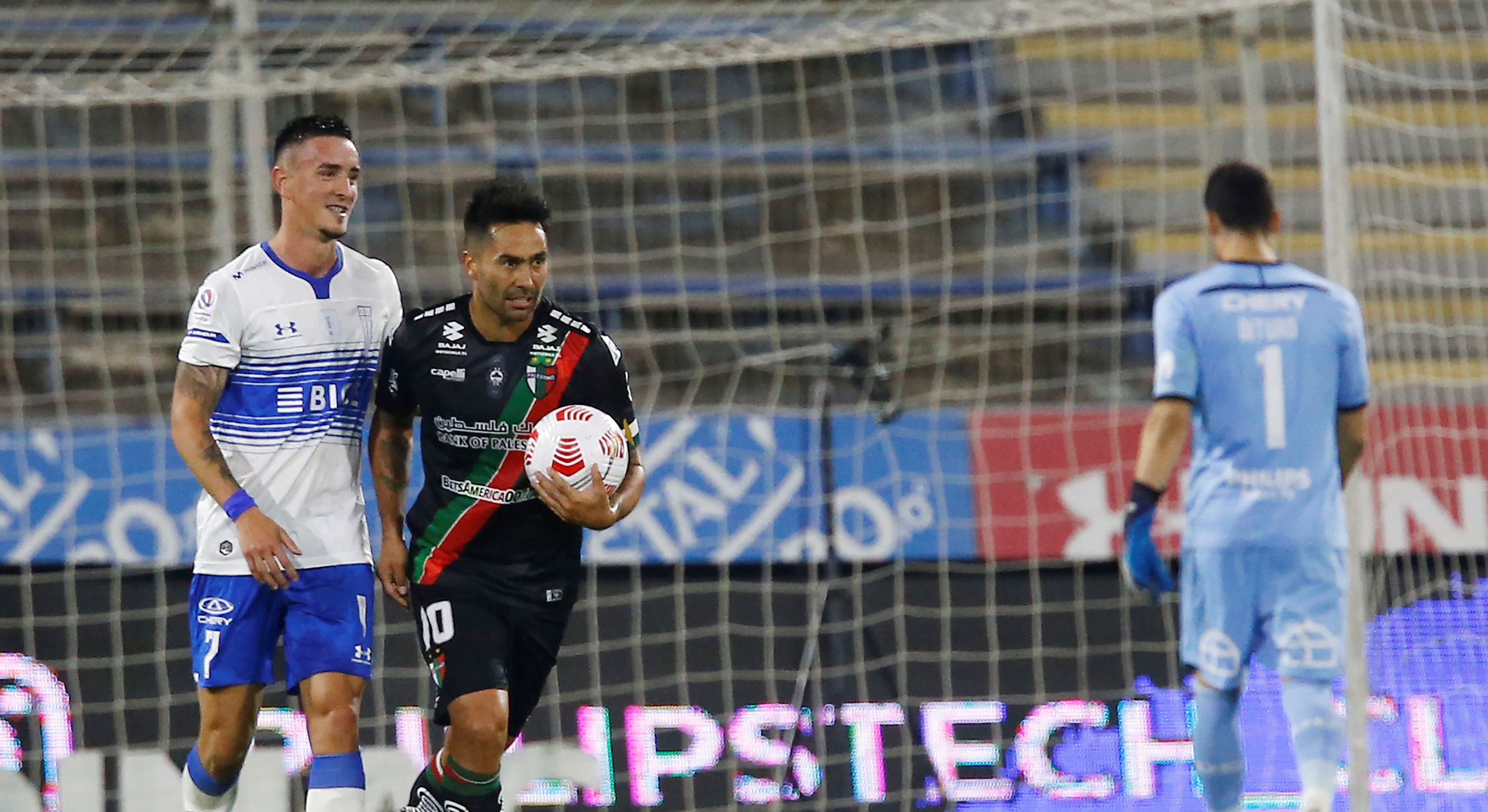 Palestino descontó ante Universidad Católica con un penal de Luis Jiménez