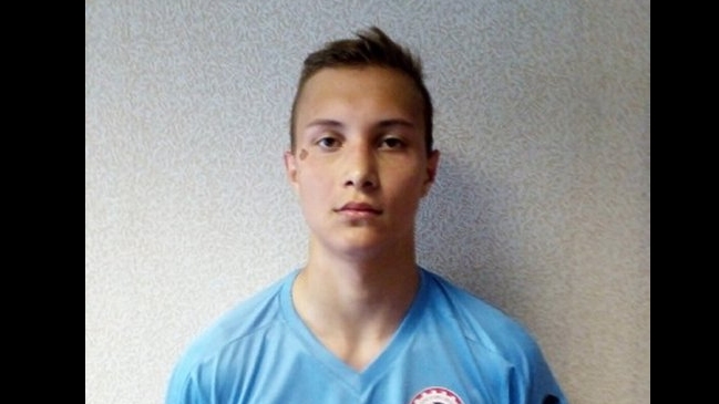 Futbolista juvenil sufrió un colapso y murió en plena cancha