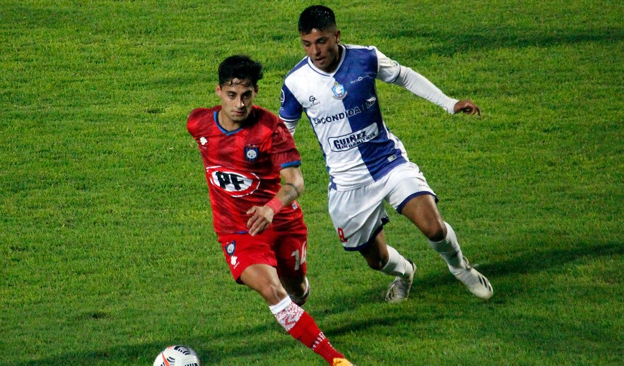 Huachipato y Deportes Antofagasta chocan con el objetivo de avanzar en Copa Sudamericana