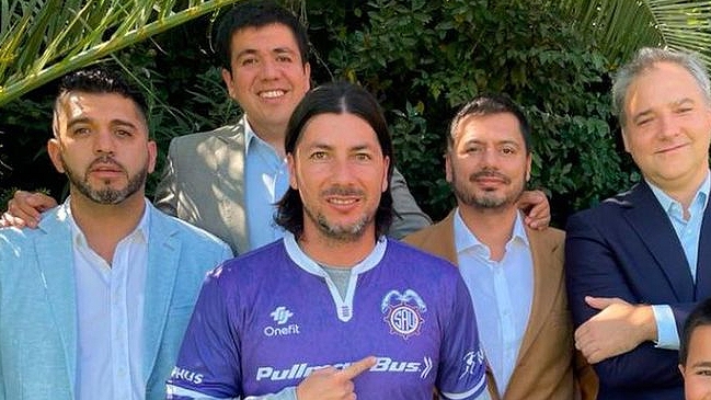 Jaime Valdés fue presentado en San Antonio Unido: Es una división de mucho sacrificio