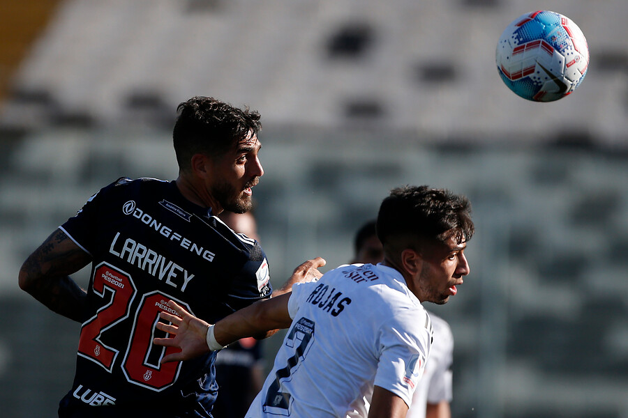 El editorial de Igor Ochoa: Ojalá las ventas de acciones de Colo Colo y la U se hagan bajo un momento de transparencia