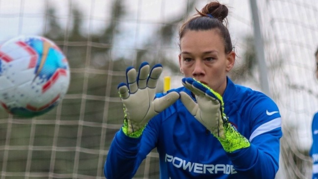 Con plantel completo: La nueva jornada de trabajo de La Roja femenina para el duelo con Camerún