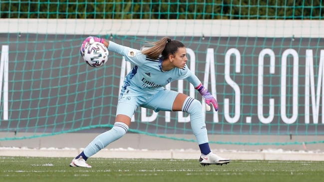 Colo Colo se sumó a apoyo a arquera de Real Madrid que fue víctima de comentarios machistas