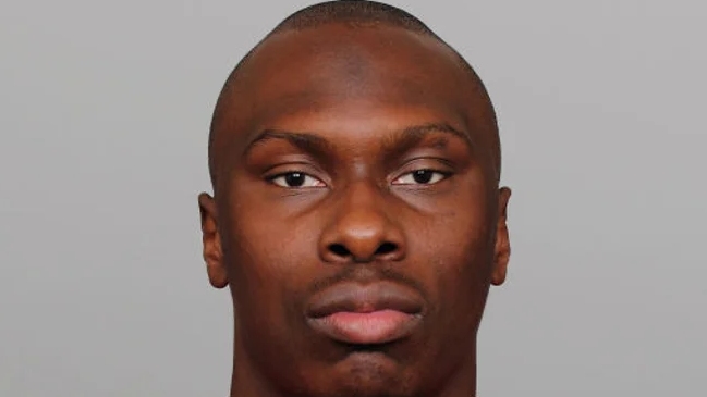 Ex jugador de la NFL se suicidó tras matar a tres adultos y dos niños