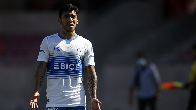 Universidad Católica sobre Edson Puch: Está en una evolución favorable