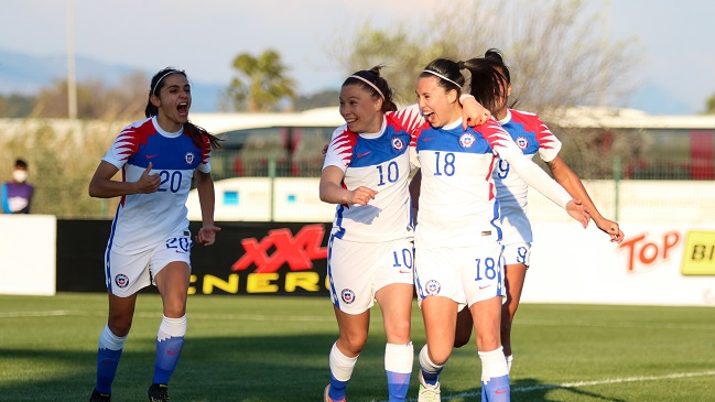 La Roja Femenina dio el primer golpe ante Camerún en el Repechaje olímpico