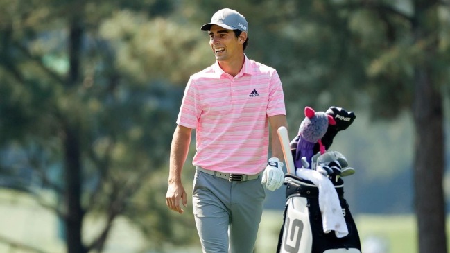 Joaquín Niemann mejoró su actuación en el Masters de Augusta y se aproximó al top 20