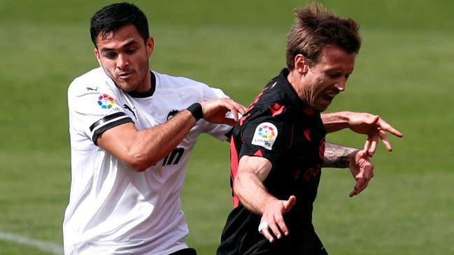 Uruguayo Maxi Gómez fue expulsado por insulto de grueso calibre al árbitro