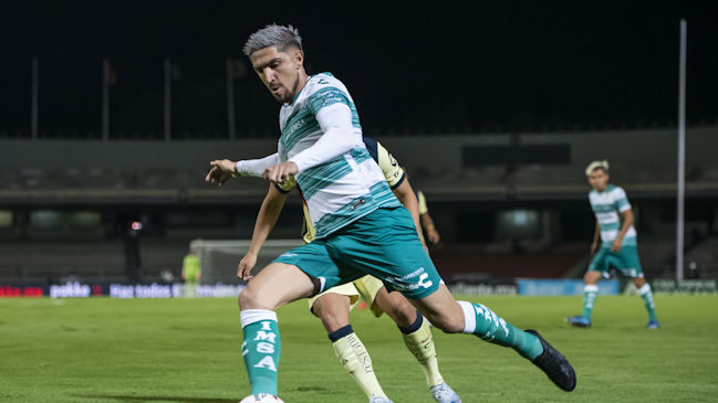 Diego Valdés fue captado en fiesta en México sin respetar las medidas sanitarias de la pandemia