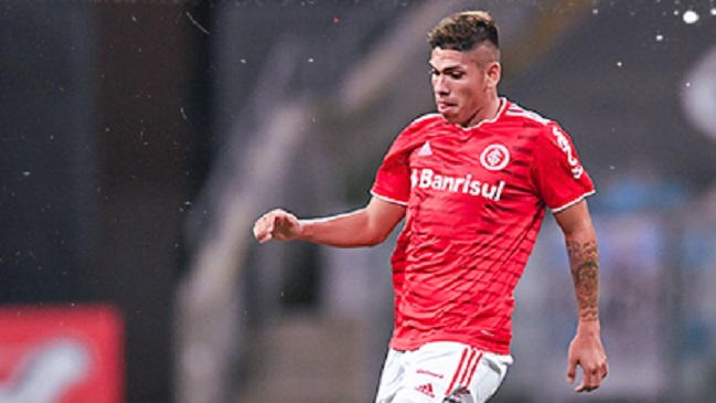 Carlos Palacios tuvo su estreno como titular en goleada de Inter sobre Aimoré