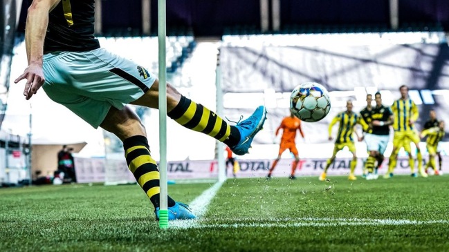 Permiten el regreso del público a los estadios, pero con solo ocho asistentes por partido