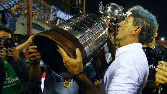 Pinares se quedó sin DT en Brasil: Gremio anunció la salida de Renato Gaúcho