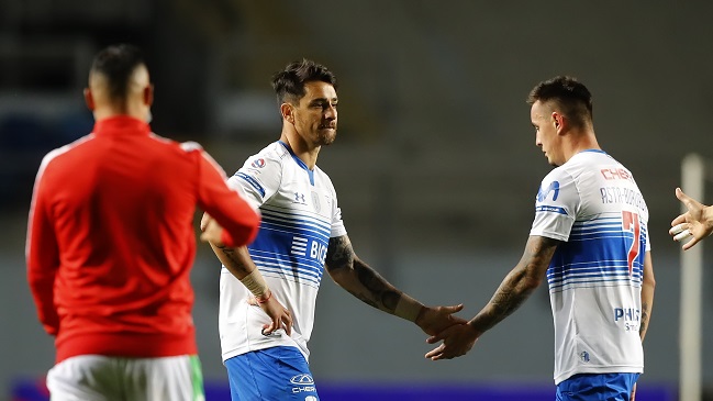 Apuestas proyectan clasificación de la UC y eliminación de Calera en Copa Libertadores