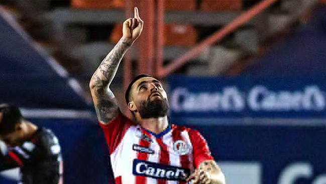 Luis Felipe Gallegos marcó un golazo que no le alcanzó a Atlético San Luis ante Puebla