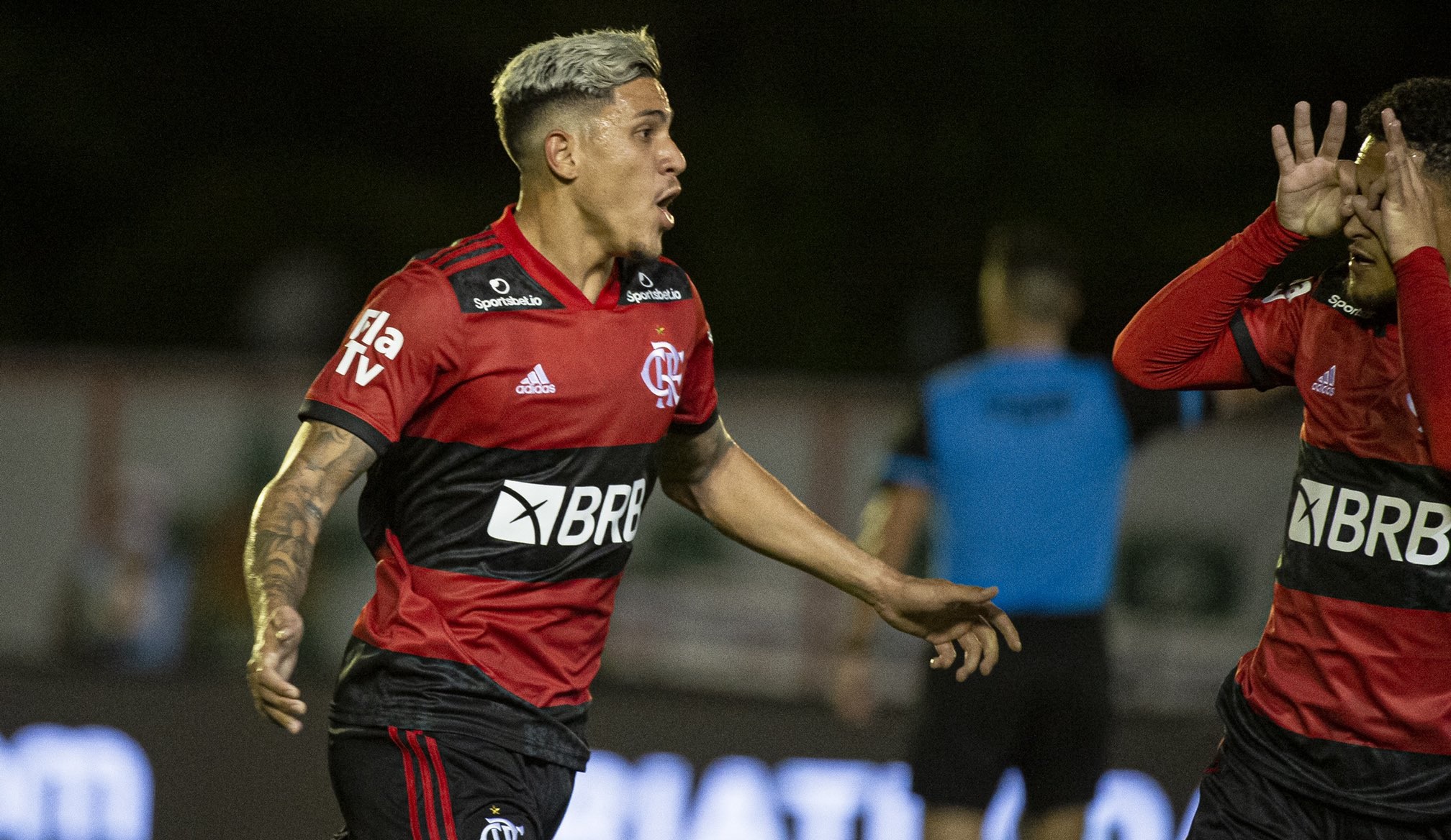 Flamengo prescindió de Mauricio Isla y sólo igualó ante Portuguesa RJ en el Carioca