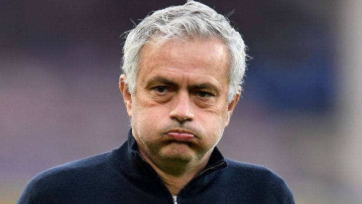 José Mourinho dejó de ser el técnico de Tottenham Hotspur