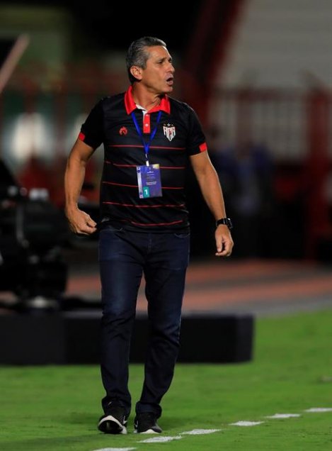 Atlético Goianiense y Newell’s abrieron el grupo de Palestino con un empate en Copa Sudamericana