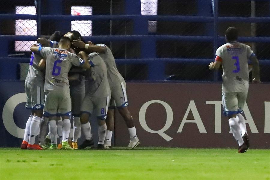 12 de Octubre derribó a Rosario Central por el grupo de Huachipato en la Copa Sudamericana