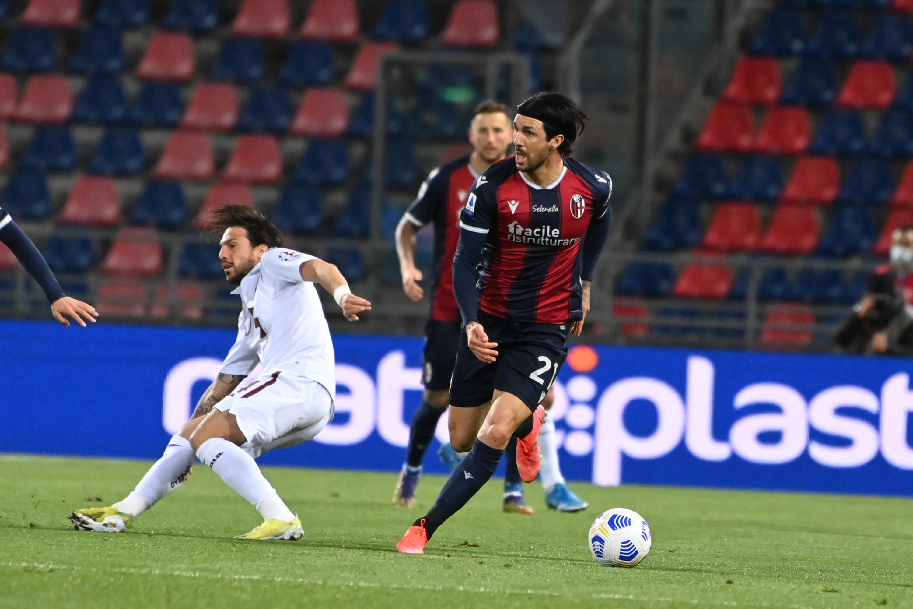 Bologna empató ante Torino por la Serie A sin el lesionado Gary Medel