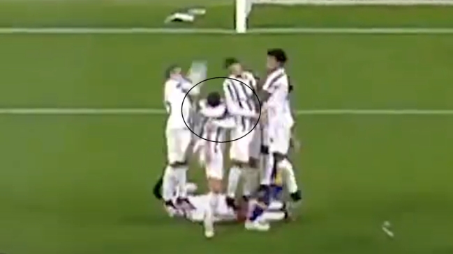 Cristiano Ronaldo se ganó millones de críticas por “asustado” gesto en un tiro libre de Parma