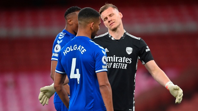 Un bochornoso autogol del portero Bernd Leno dio la victoria a Everton sobre Arsenal en Inglaterra