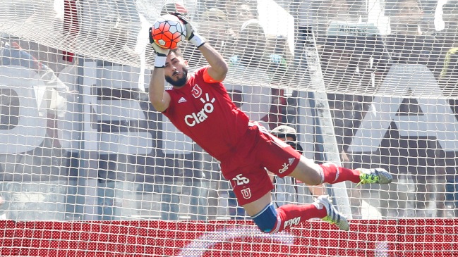 Johnny Herrera volverá al Monumental para el Superclásico