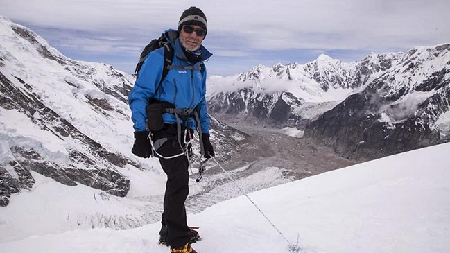 Montañista de 82 años intentará subir por undécima vez una de las montañas más altas del mundo