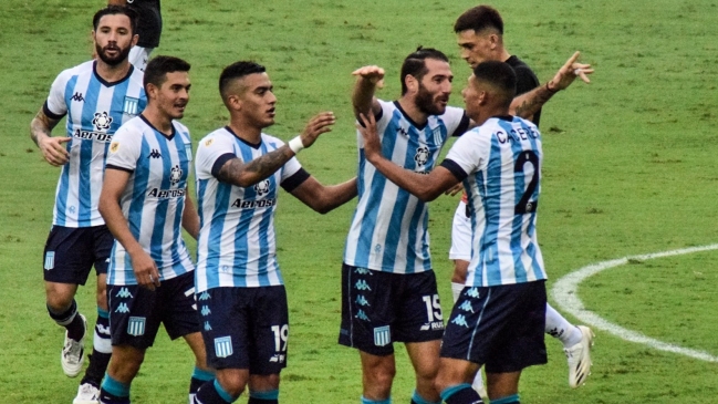 Racing derrotó a Colón en un partido con final polémico