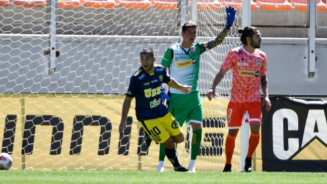 Universidad de Concepción agudizó el mal inicio de Cobreloa en la Primera B