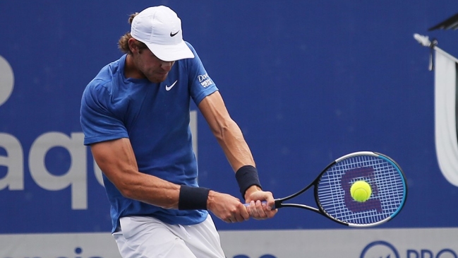 Jarry superó malestares estomacales y a rival argentino para avanzar a la final en Salinas