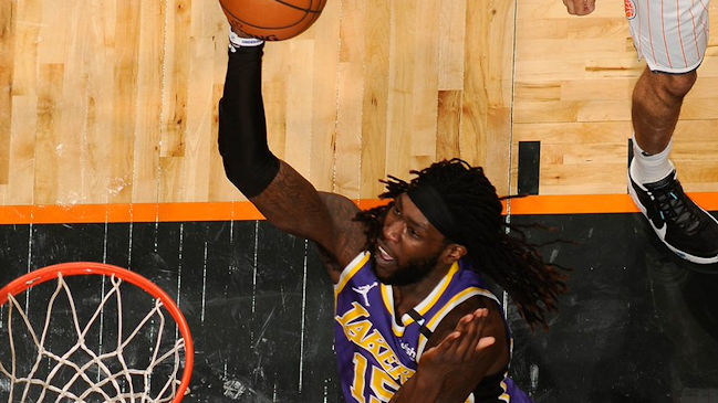 Dennis Schroder y Anthony Davis salvaron a Los Angeles Lakers ante Orlando Magic en la NBA