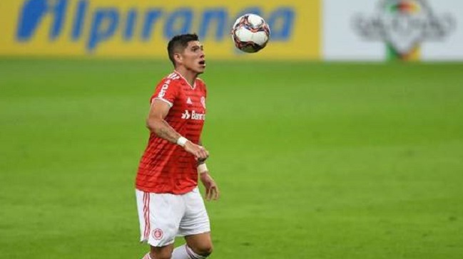 Carlos Palacios fue expulsado en goleada de Internacional sobre Táchira en Copa Libertadores