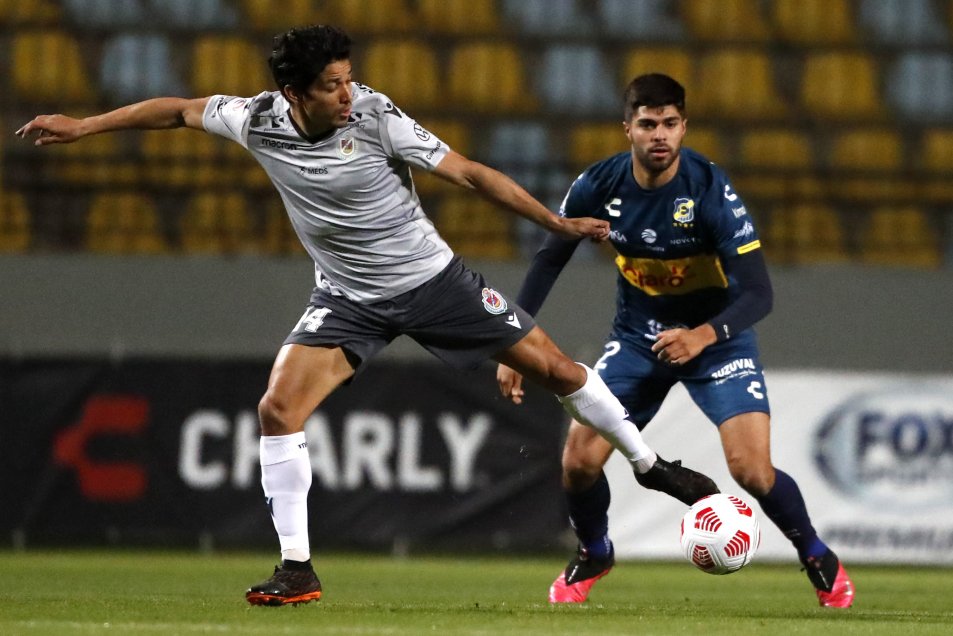 Fue como volver a 2006: “Chupete” Suazo asistió y Fernández nuevamente fue “Matigol”