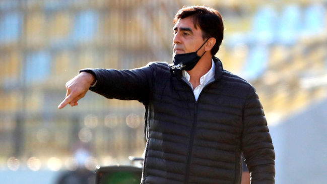 Gustavo Quinteros: Puede que se me haga difícil armar un equipo pensando en Palestino