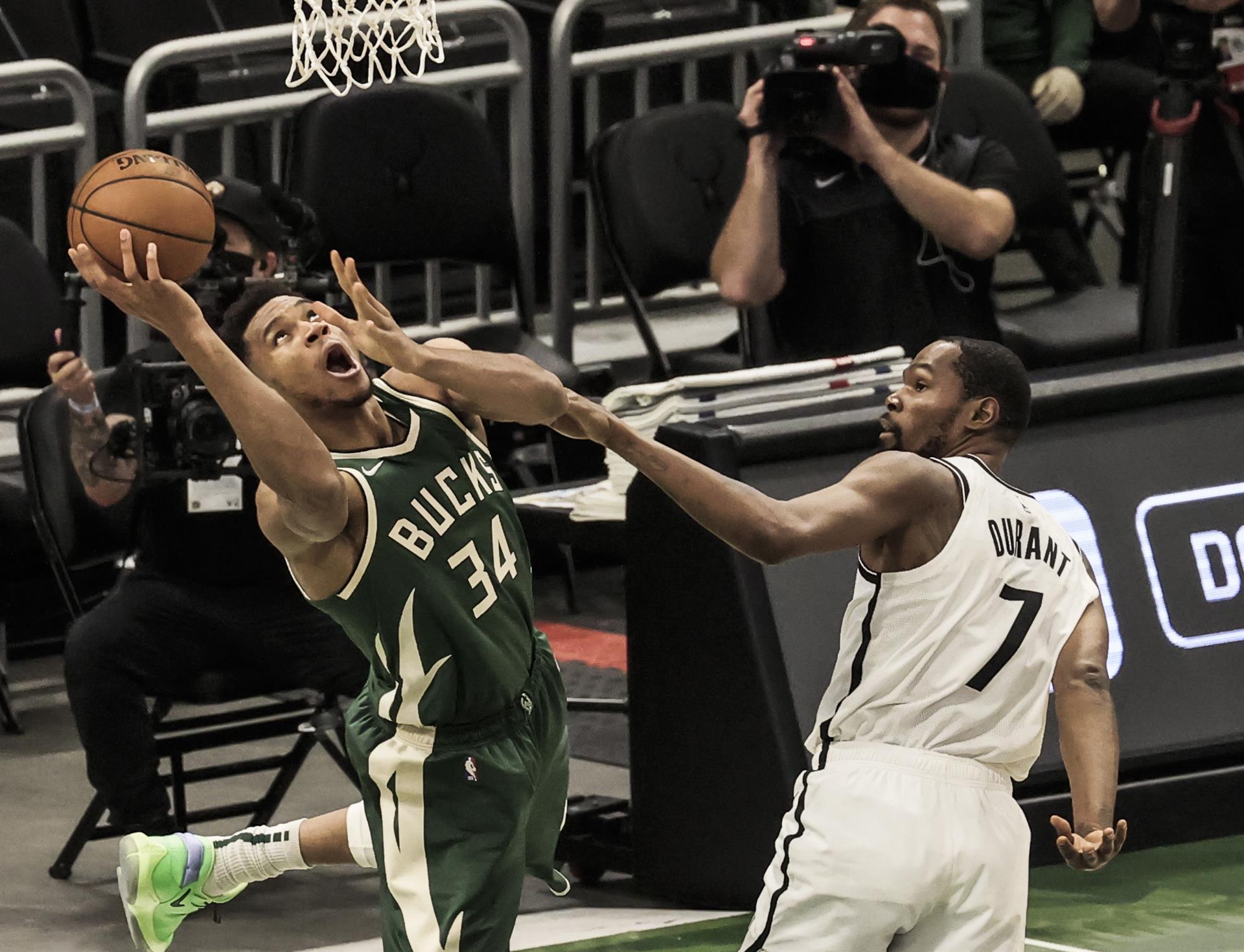 Giannis Antetokounmpo anotó 49 puntos en victoria de Milwaukee Bucks sobre Brooklyn Nets