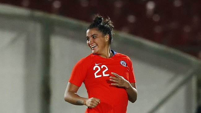 José Letelier citó a 24 jugadoras a un microciclo local con miras a Tokio