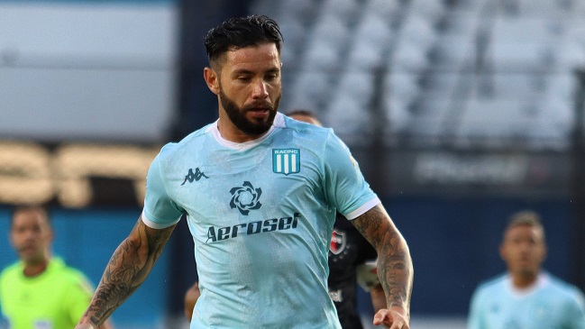 Eugenio Mena aportó con una asistencia en valioso triunfo de Racing sobre San Lorenzo